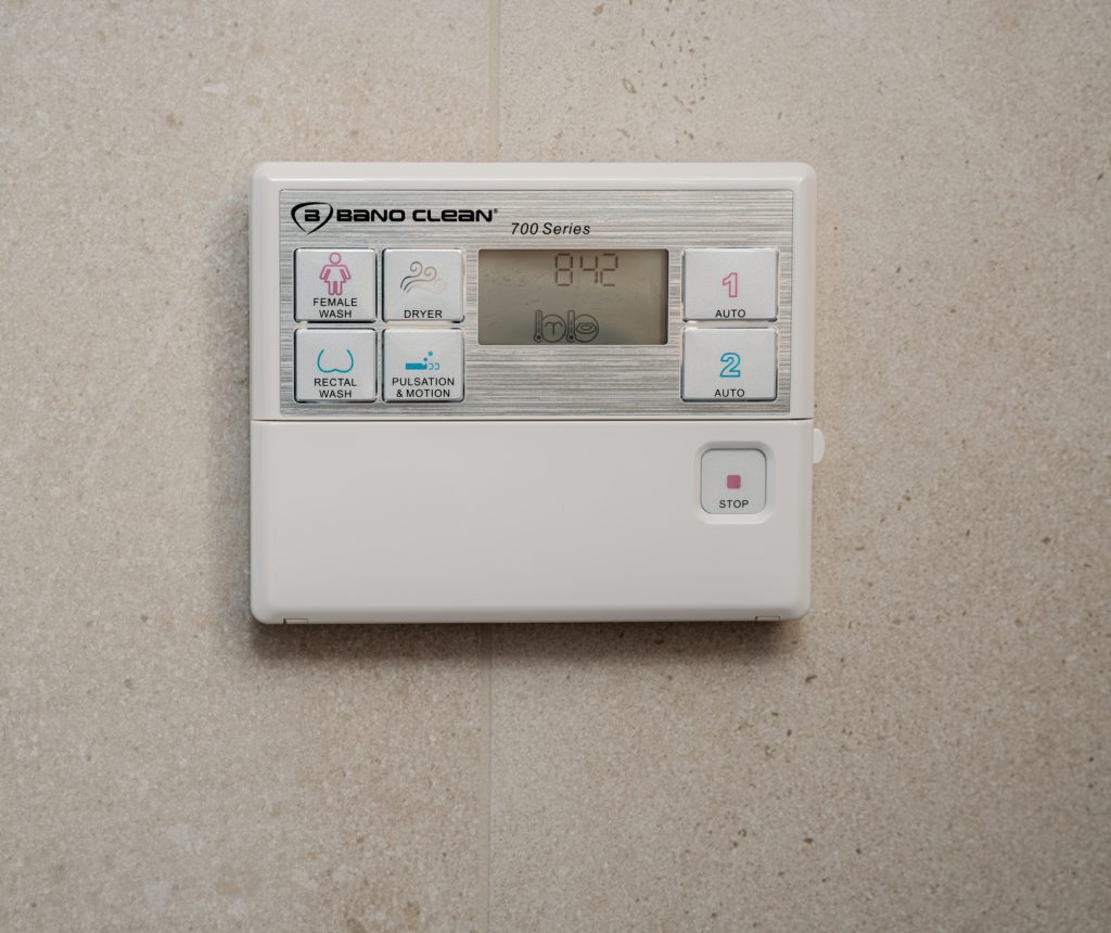 Kontrollpanel till Bano Clean 700 bidesits